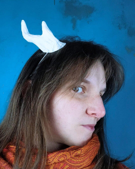 Chinese dragon horns worn for cosplay – lightweight resin horns for costumes, LARP, and fantasy character design