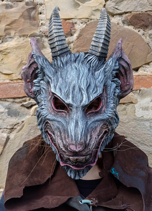 Rat mask close-up, resin and leather details, Warhammer inspired