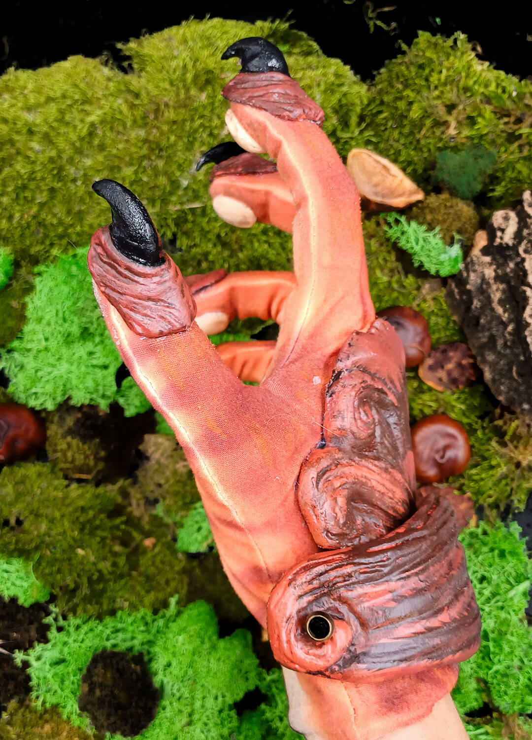 Handmade tiger claws gloves, close-up of realistic resin claws.