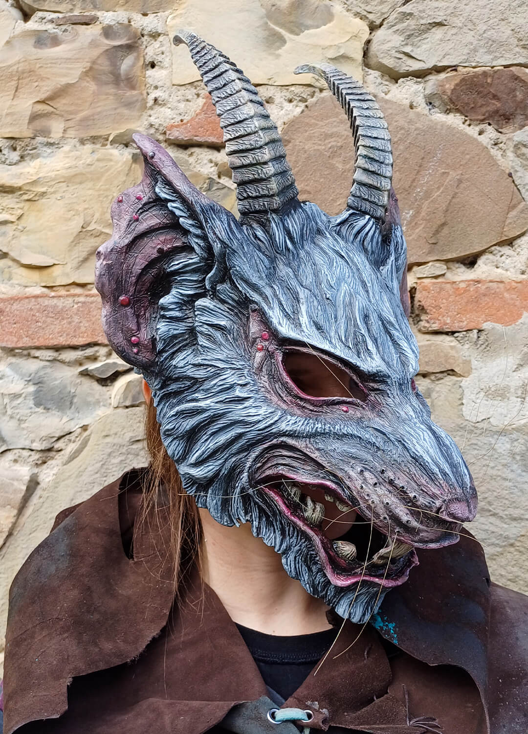 Warhammer horned rat mask, handcrafted resin, detailed design