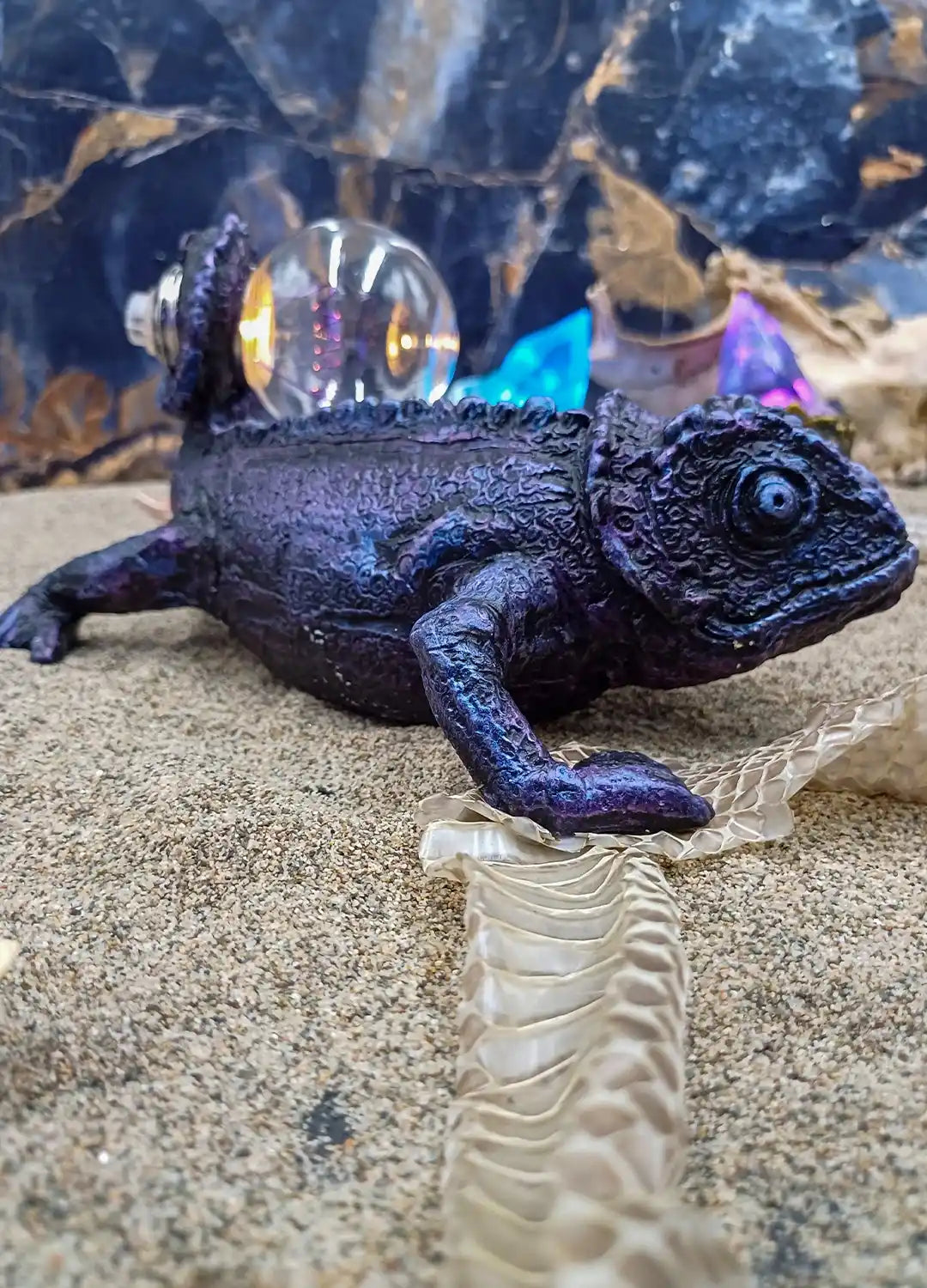 Hand-painted resin chameleon lamp with custom LED glow for dark decor interiors