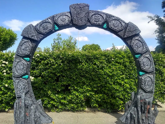 Round Portal grey with blue stone gem