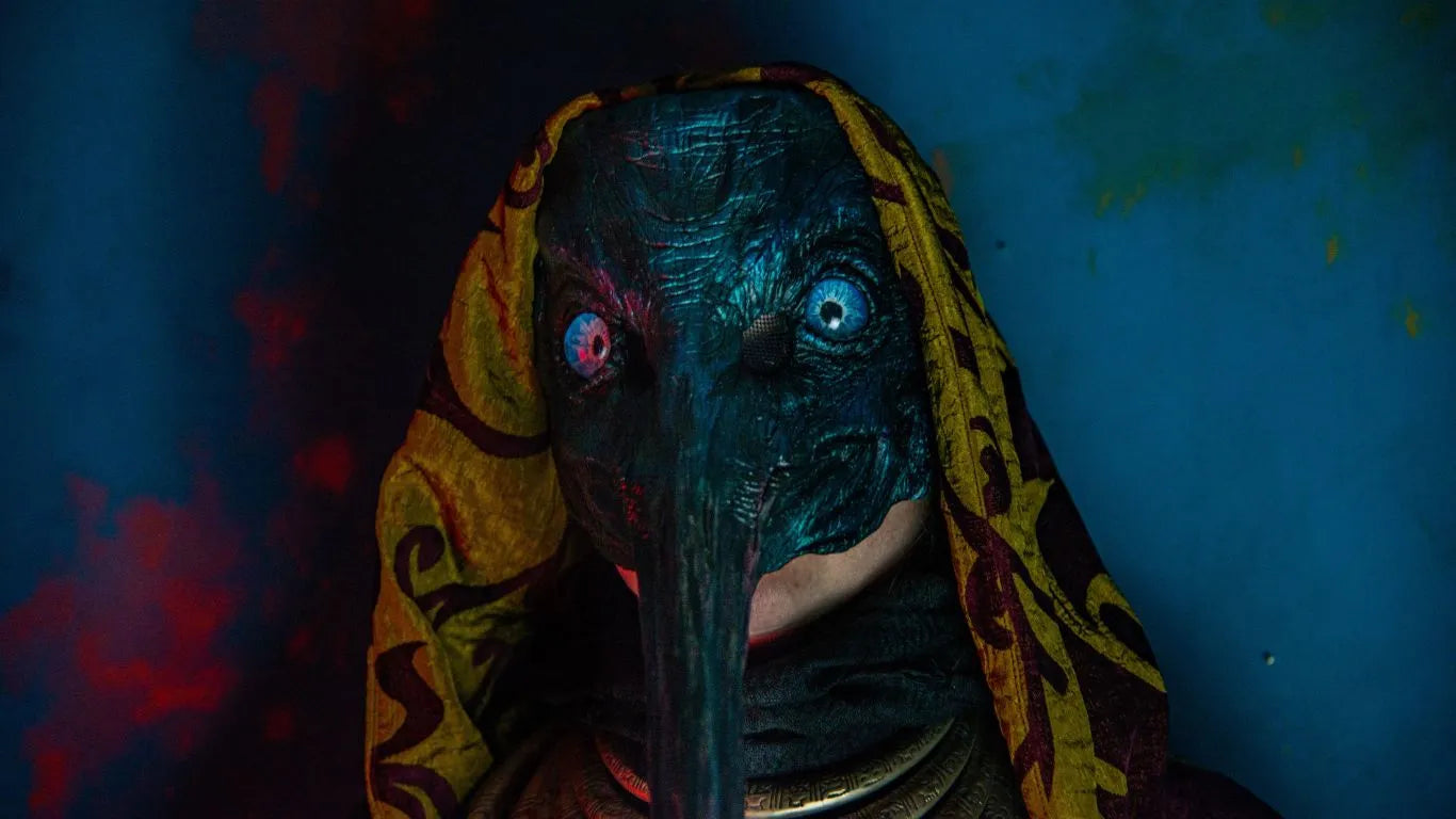 Focus of the Thoth mask 