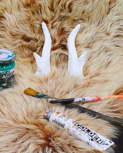 Chinese dragon blank resin horns – handcrafted cosplay & LARP accessory, perfect for mythical and fantasy costumes.