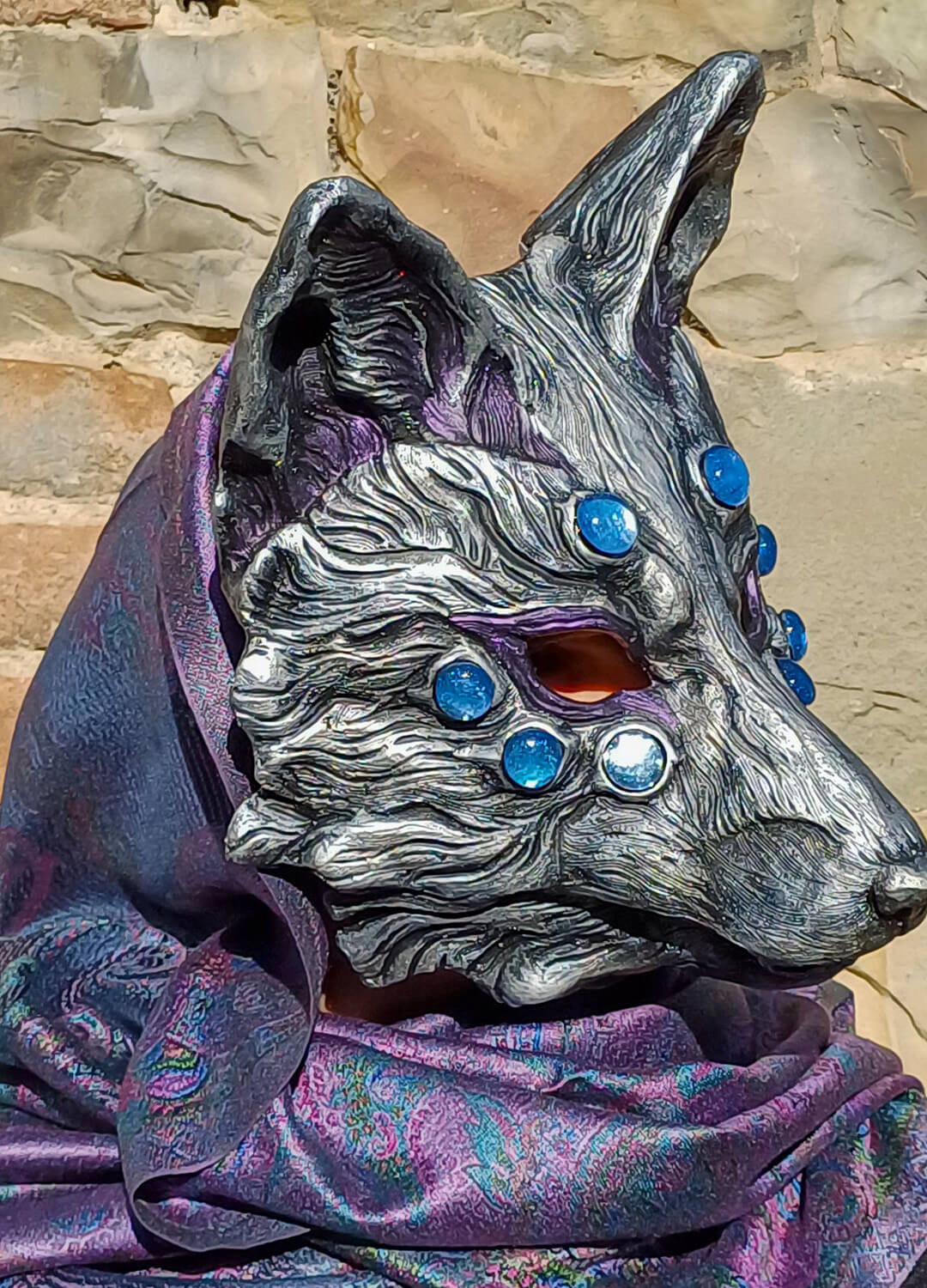 Mythical Huli Jing Mask with Gemstone Details – Authentic Japanese Folklore Design