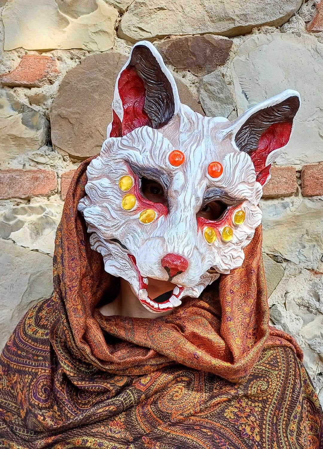 Customizable Huli Jing Fox Mask in white, red, and pink with resin gemstones, perfect for cosplay and LARP.