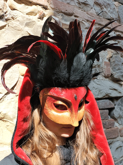 Customizable Stone Poet mask, detachable chin or Labradorite options, adjustable elastics, padded interior, various versions, perfect for personalized characters.