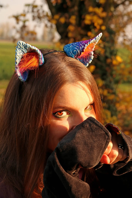 Finished example of adorable foam Nekomimi ears, highlighting their cute and stylish design for cosplay.
