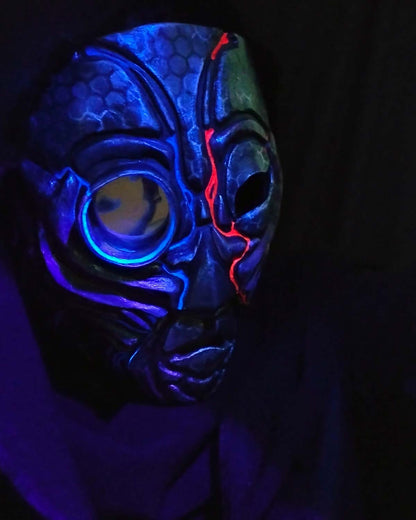 Cyberpunk Droid Resin Mask, UV Engraved, Reflective Eye, Cosplay, LARP