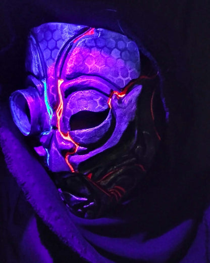 Reflective Eye Insert on Cyberpunk Droid Mask, Mirror Effect, Cosplay Accessory
