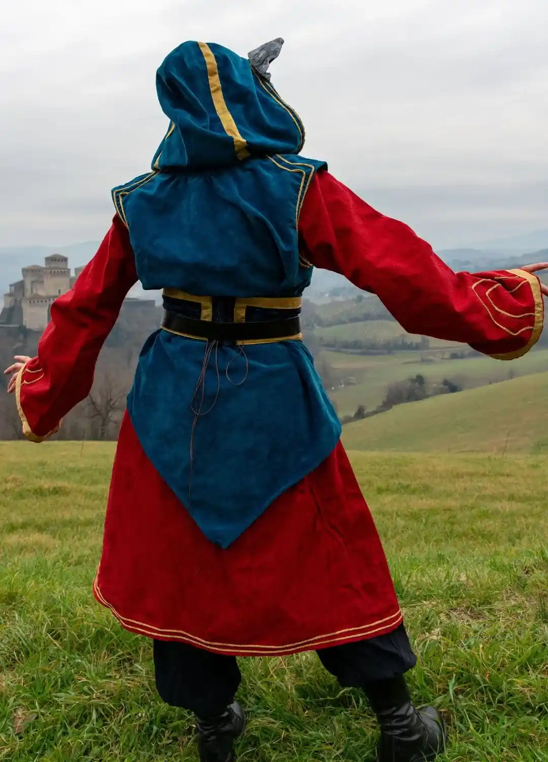 Hooded LARP overdress with adjustable belt, versatile for reinfaire costume, ladies wizard outfit, and fantasy clothing events.