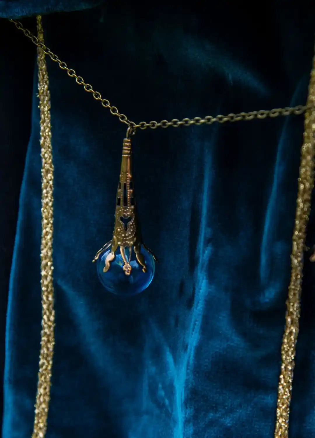 Fantasy clothing tunic inspired by renaissance costume, ideal for reinfaire events.