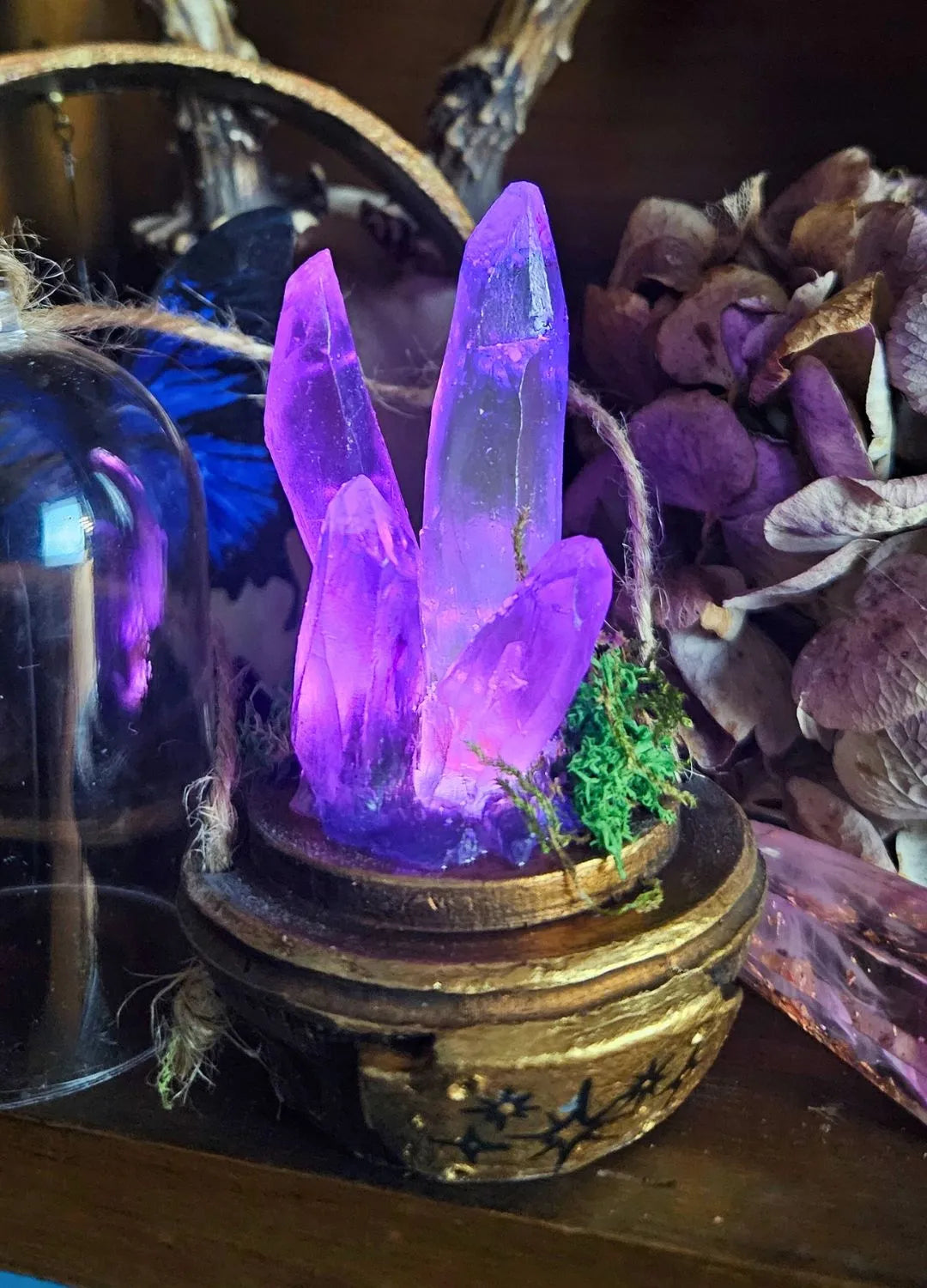 handmade resin crystal for D&D accessories and LARP clothing by Chimerical Dragonfly